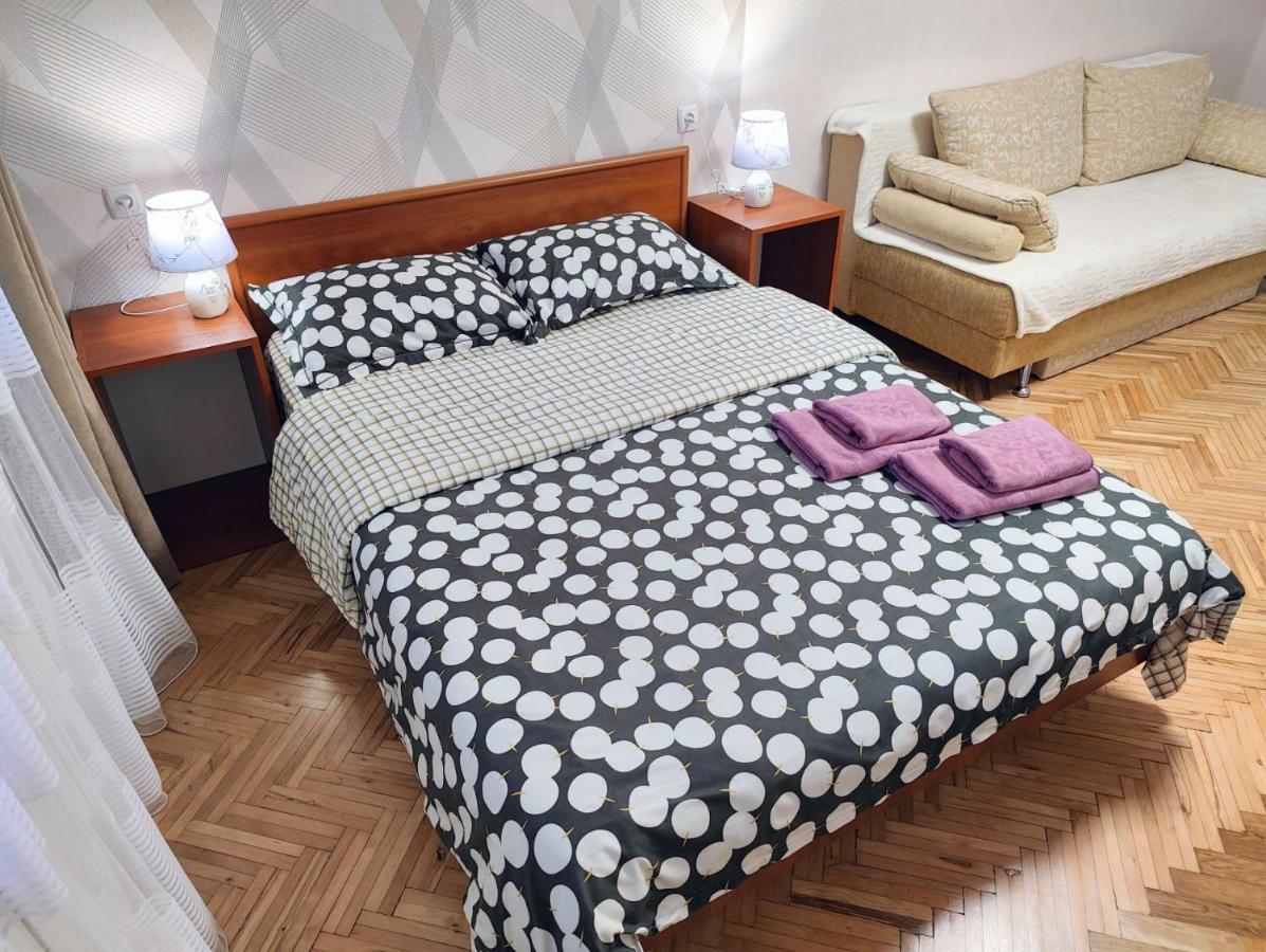 Bright And Cozy In The Center Apartment *